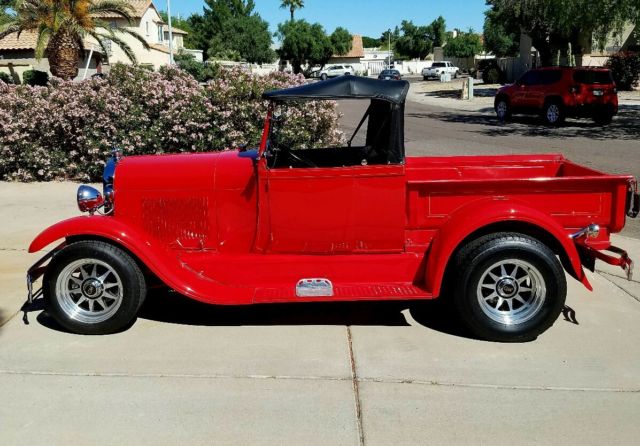 1929 Ford Model A (Red/Black)