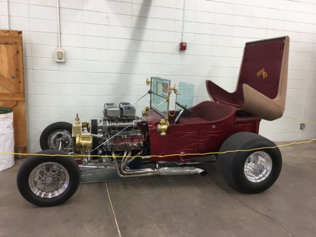 1923 Ford Model T (Red/Red)