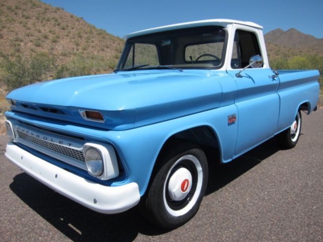 1966 Chevrolet C-10 (Blue/Black)