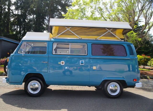 1978 Volkswagen Bus/Vanagon (Blue/Brown)