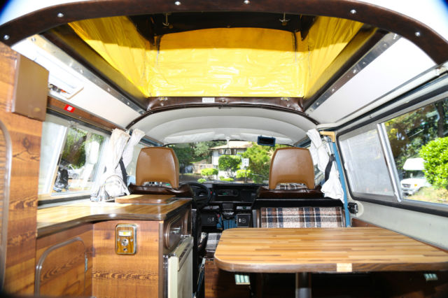 1978 Volkswagen Bus/Vanagon (Blue/Brown)