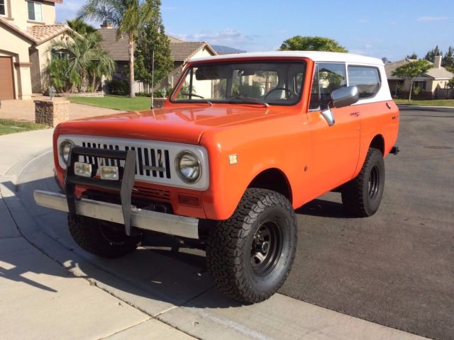 1973 International Harvester Scout (Orange/Black)
