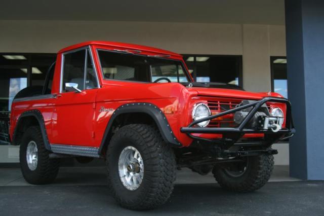 1974 Ford Bronco (Red/--)