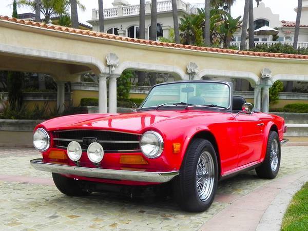 1973 Triumph TR-6 (Red/Black)