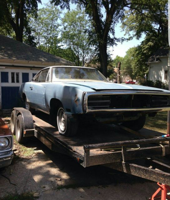 1970 Dodge Charger (Blue/White)