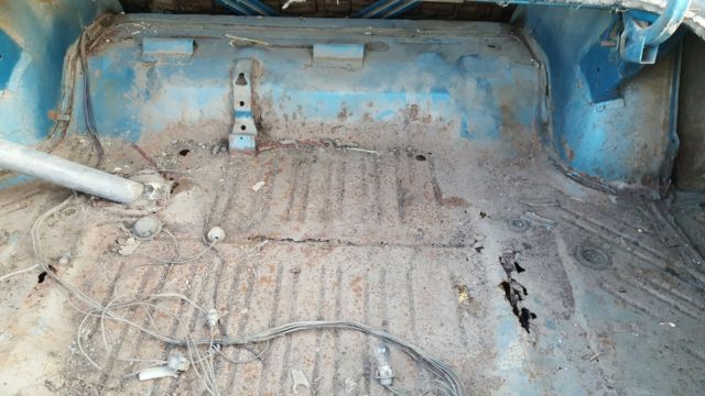 1970 Dodge Charger (Blue/White)