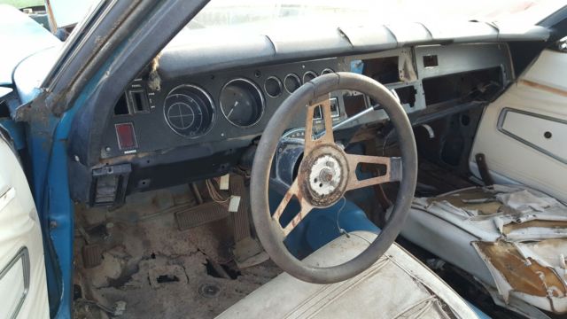 1970 Dodge Charger (Blue/White)