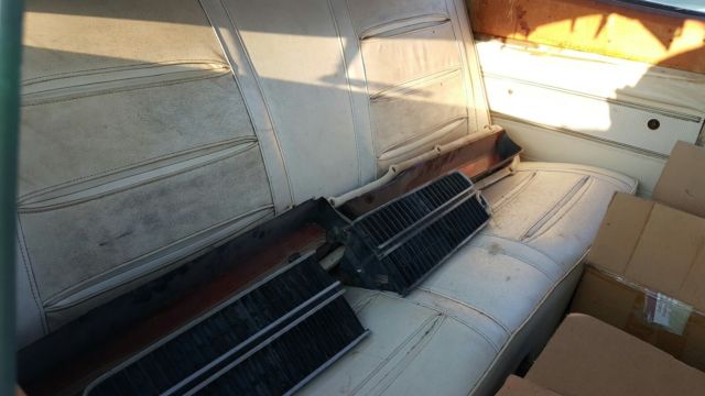 1970 Dodge Charger (Blue/White)