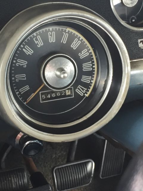 1968 Ford Mustang (White/Blue)