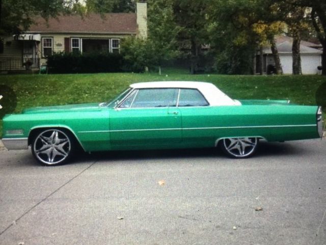 1966 Cadillac DeVille (Money Green/Green)