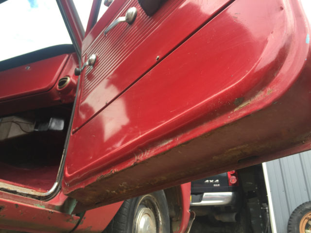 1967 GMC C10 (Red/Red)