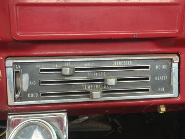 1967 GMC C10 (Red/Red)