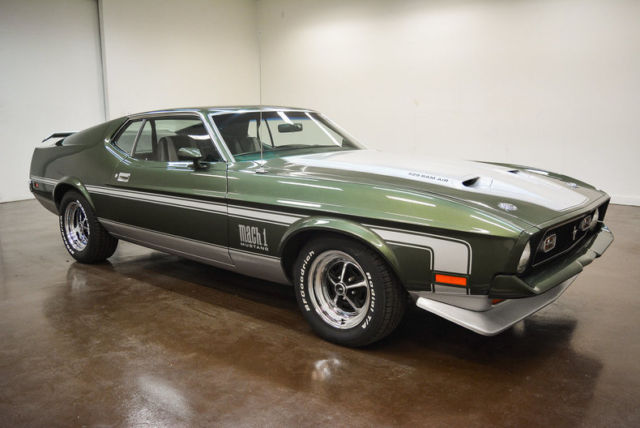 1971 Ford Mustang (Green/Black)