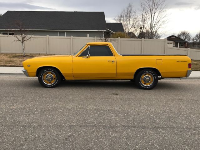 1967 Chevrolet El Camino (Yellow/Black)