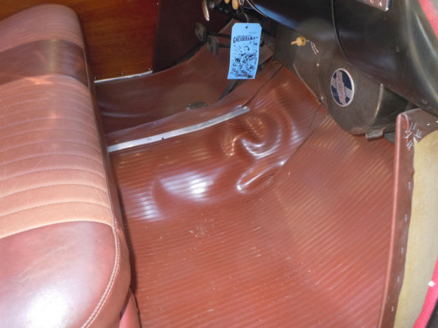 1949 Chevrolet Fleetline Salon (Satin Black/Brown)