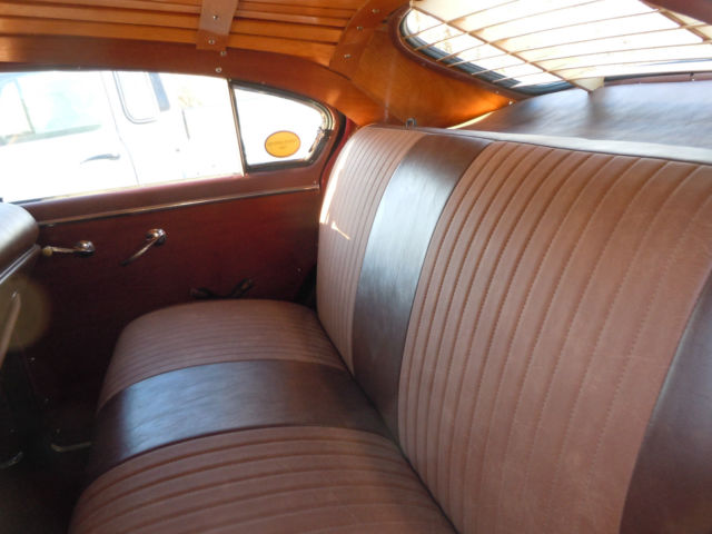 1949 Chevrolet Fleetline Salon (Satin Black/Brown)