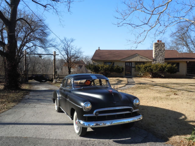 1949 Chevrolet Fleetline Salon (Satin Black/Brown)