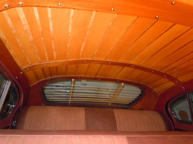 1949 Chevrolet Fleetline Salon (Satin Black/Brown)