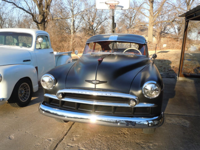 1949 Chevrolet Fleetline Salon (Satin Black/Brown)