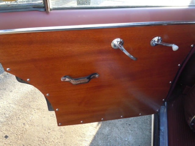 1949 Chevrolet Fleetline Salon (Satin Black/Brown)