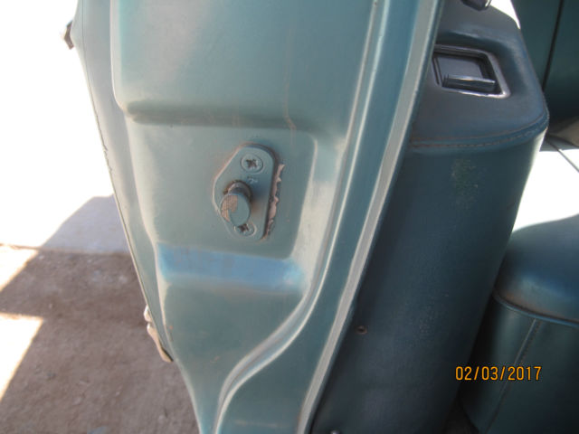 1967 Ford Galaxie (Blue/Blue)