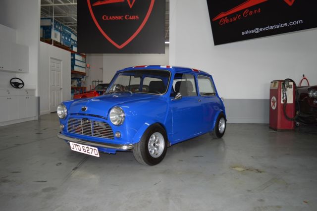 1962 Austin Mini 3.0 CS (Blue/Black)