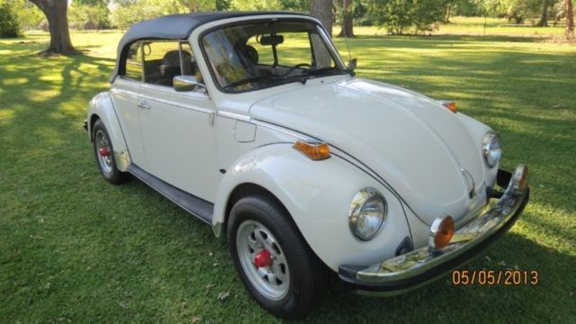 1978 Volkswagen Beetle-New (White/Brown)