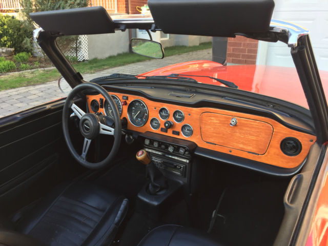 1973 Triumph TR-6 (Red/Black)