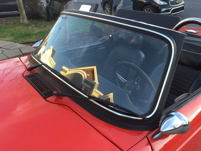 1973 Triumph TR-6 (Red/Black)