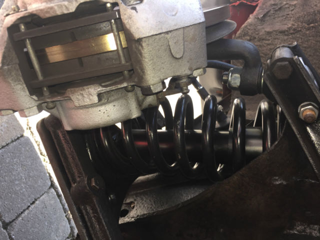 1973 Triumph TR-6 (Red/Black)