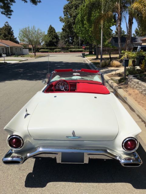 Seller of Classic Cars - 1957 Ford Thunderbird (Colonial White/Red)