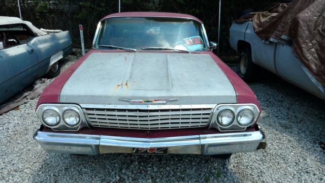 1962 Chevrolet Impala (Red/Red)