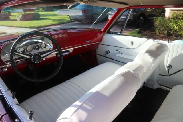 1962 Dodge Dart (Red/White/White)
