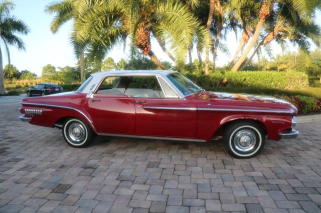 1962 Dodge Dart (Red/White/White)