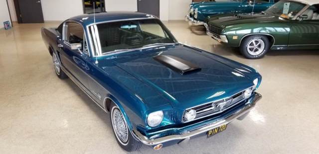 1965 Ford Mustang (Teal/Black)