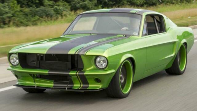 1967 Ford Mustang (Green/Brown)