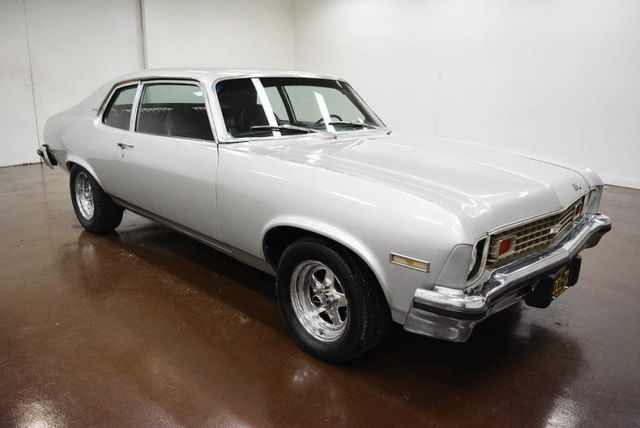 1974 Chevrolet Nova (Silver/Black)