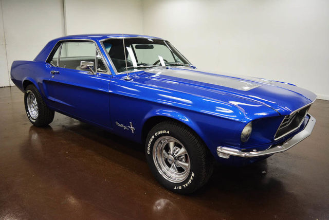 1968 Ford Mustang (Blue/Gray)