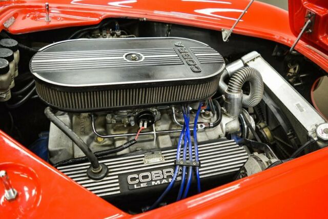 1967 AC Cobra (Red/Black)