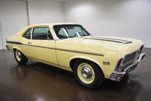 1968 Chevrolet Nova (Yellow/Black)
