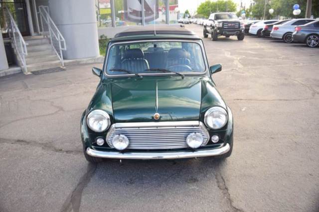 1976 Mini Cooper (Green/Black)
