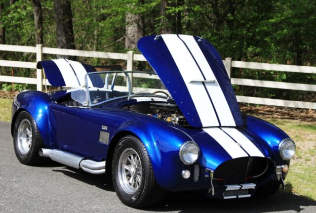 1966 Shelby Cobra (Blue/Black)