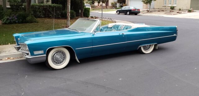 1967 Cadillac DeVille (Blue/Green)