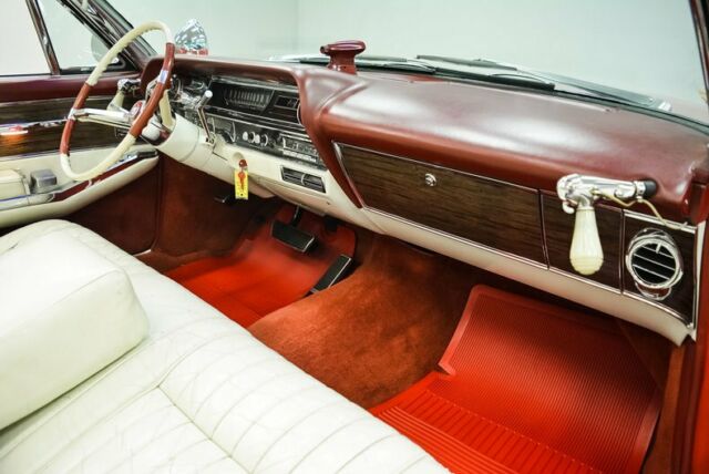 1963 Cadillac Eldorado (Red/White)