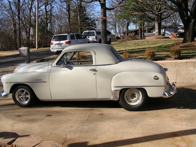 1951 Plymouth Concord (Gray/Burgundy)