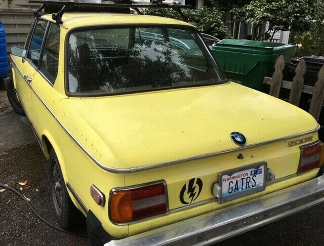 1976 BMW 2002 (Yellow/Tan)