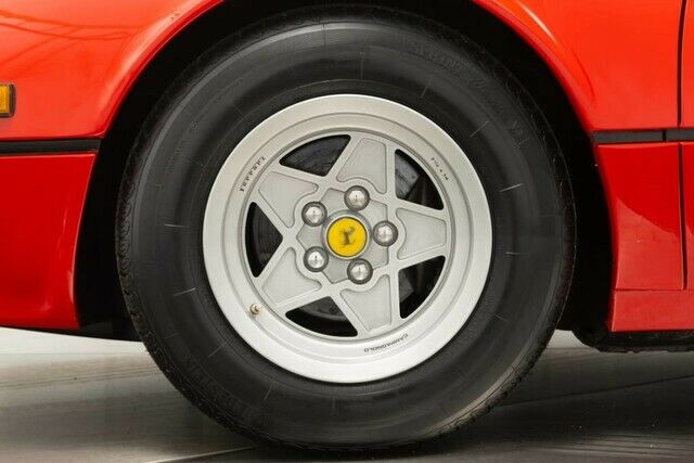 1977 Ferrari 308 (Rosso Corsa/Beige)