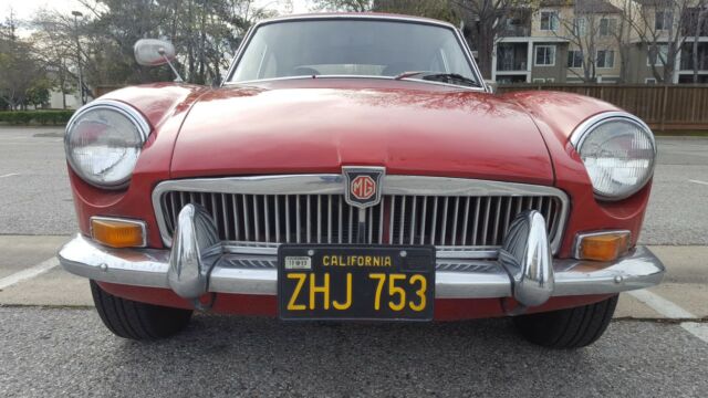 1969 MG MGB (Tartan Red/Black)