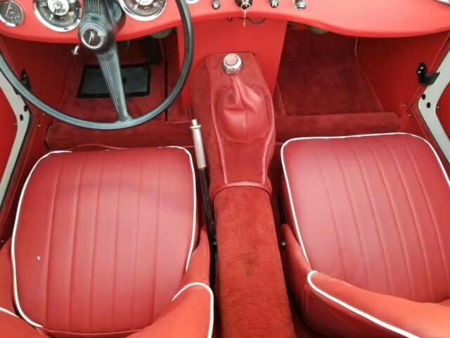 1958 Austin Healey Sprite (White/Red)