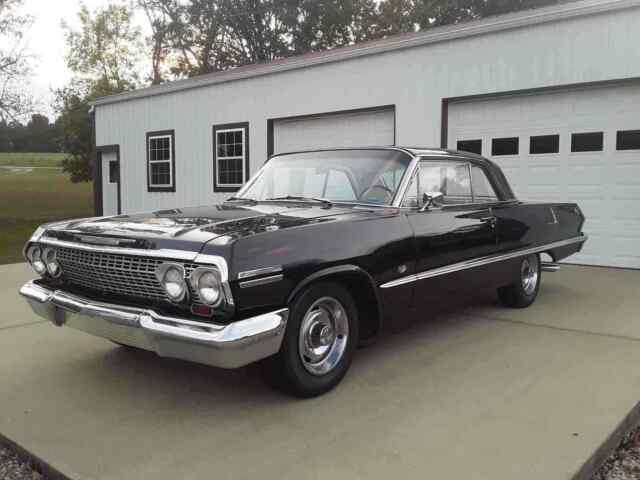 1963 Chevrolet Impala (Black/Gray)